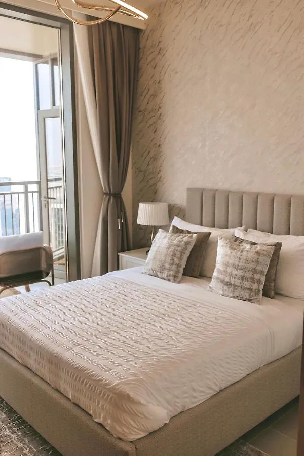 Luxury 2Br Dubai Creek Harbour With Amazing Burj View Apartment